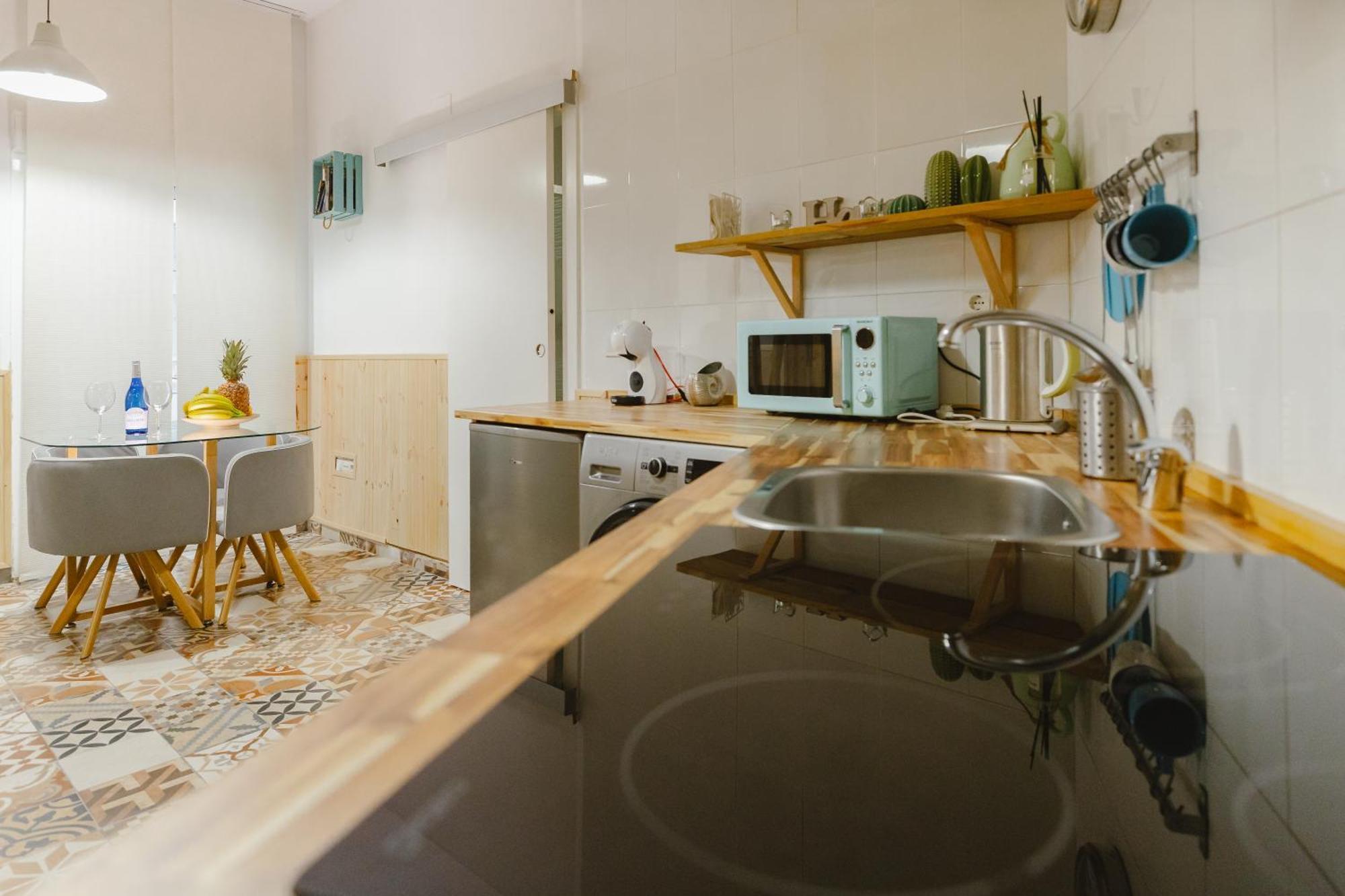 Letsmalaga - Lovely Studio In Malaga Centre Extérieur photo