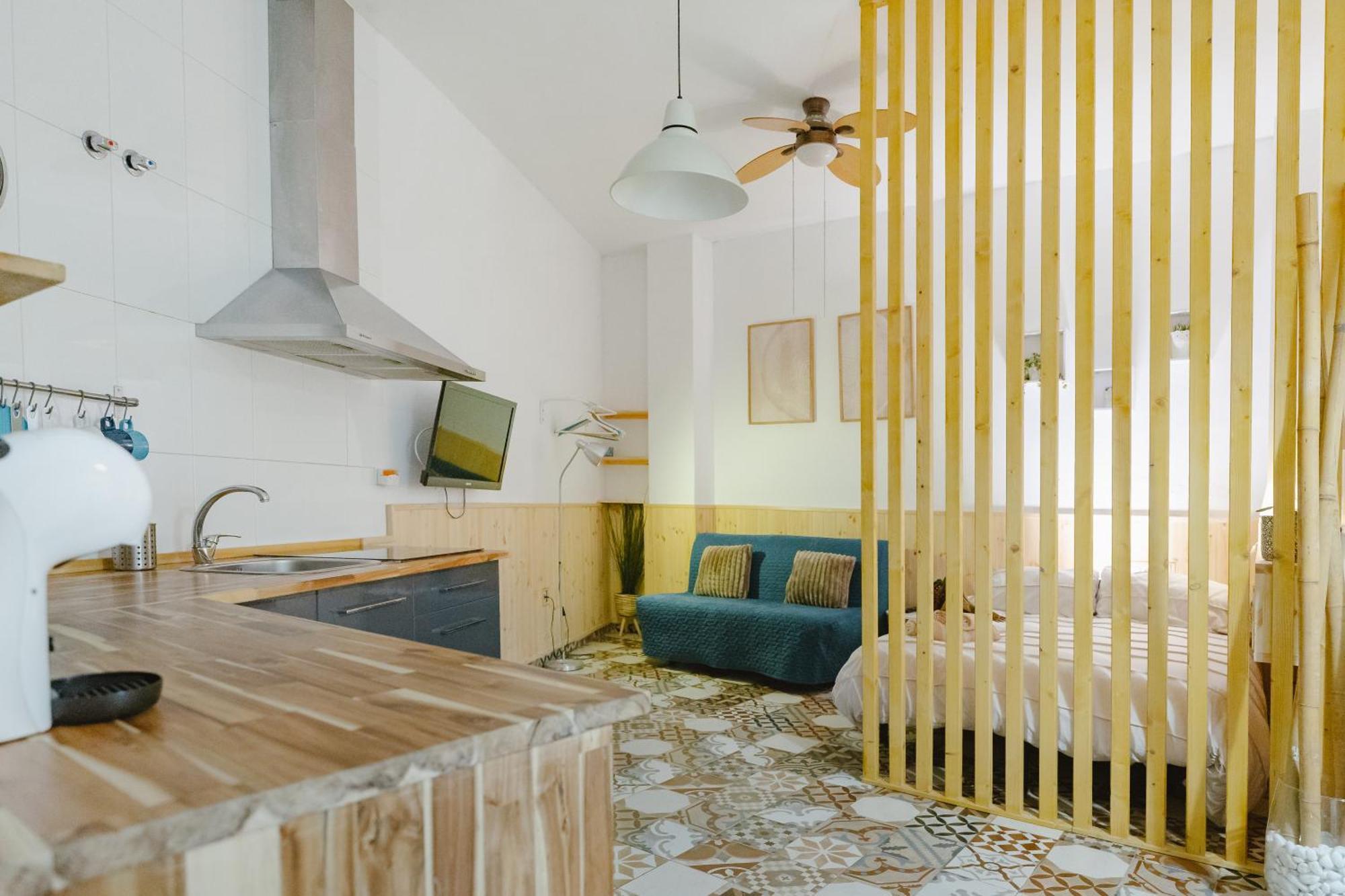 Letsmalaga - Lovely Studio In Malaga Centre Extérieur photo
